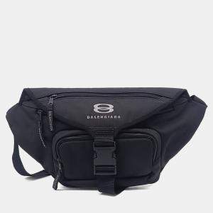 مملوكة مسبقًا Balenciaga Nylon Black Unity Belt Bag