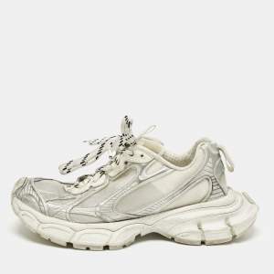 مملوكة مسبقًا Balenciaga 3XL Size 39 Silver Faux Leather and Net Lace Up Sneakers