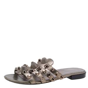 مملوكة مسبقًا Balenciaga Metallic Grey Leather Arena Embellished Flats Size 36