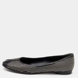 مملوكة مسبقًا Balenciaga Black Leather Studded Ballet Flats Size 36