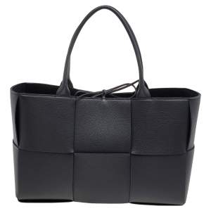 Pre Owned Bottega Veneta Black Leather Arco Tote