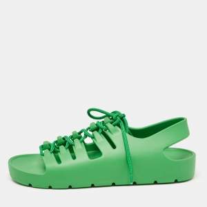 مملوكة مسبقًا Bottega Veneta Green Rubber Lace Up Flat Sandals Size 39