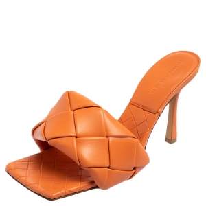 Pre Owned Bottega Veneta Pinkish-Orange Intrecciato Leather Lido Mule Sandals Size 39 