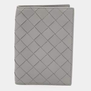 Pre Owned Bottega Veneta Grey Intrecciato Leather Passport Holder