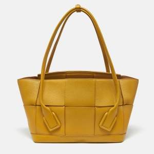 Pre Owned Bottega Veneta Mustard Yellow Leather Maxi Intrecciato Arco 33 Bag