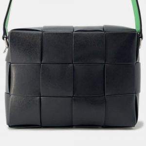 Pre Owned Bottega Veneta Maxi Intrecciato Cassette Black/Green Leather Camera Bag