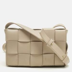 Pre Owned Bottega Veneta Beige Intrecciato Leather Cassette Shoulder Bag