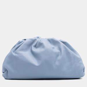 مملوكة مسبقًا Bottega Veneta Blue Lambskin The Pouch