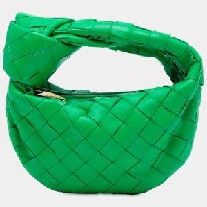 مملوكة مسبقًا ```json
[{"name": "Bottega Veneta Green Candy Nappa Intrecciato Jodie", "name_ar": "حقيبة بوتيغا فينيتا جودي كاندي نابا انتريشياتو خضراء"}]
```