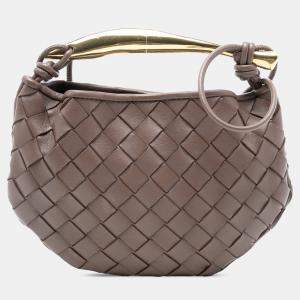 مملوكة مسبقًا حقيبة بوتيغا فينيتا ساردين جلد خروف بني انتريتشاتو