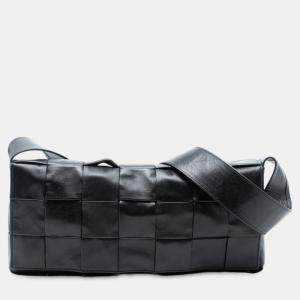 مملوكة مسبقًا Bottega Veneta Black Stretch Paper Calfskin Intrecciato Cassette Crossbody