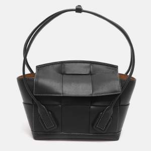 Pre Owned Bottega Veneta Arco Small Black Leather Tote