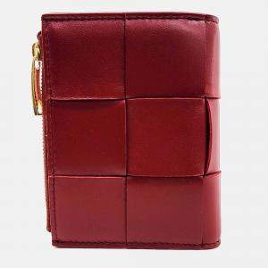 مملوكة مسبقًا Bottega Veneta Red Leather Mesh Bi-Fold Wallet