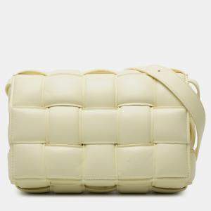 مملوكة مسبقًا حقيبة كروس بودي بوتيغا فينيتا كاسيت مبطنة منسوجة أصفر نابا