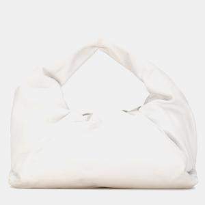 مملوكة مسبقًا Bottega Veneta White Lambskin The Shoulder Pouch