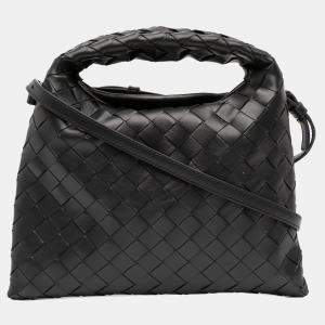 مملوكة مسبقًا Bottega Veneta Black Mini Calfskin Intrecciato Hop Satchel