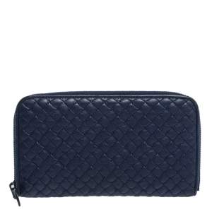 Pre Owned Bottega Veneta blue Quilted Leather Zip Around Wallet