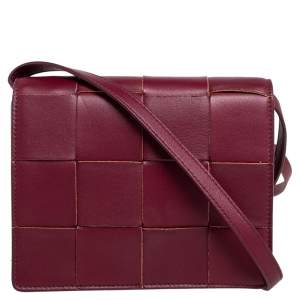 Pre Owned Bottega Veneta Burgundy Leather Mini Cassette Crossbody Bag
