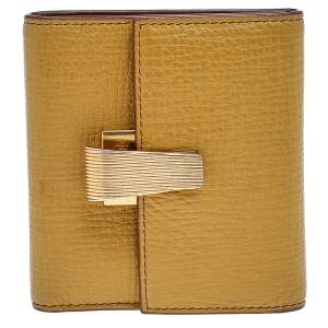 Pre Owned Bottega Veneta Mustard Leather Decorative Clasp Wallet