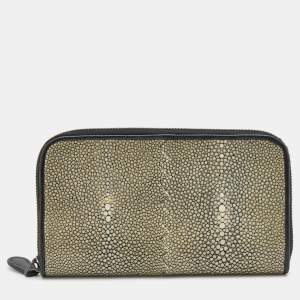 Pre Owned Bottega Veneta Off-White/Black Stingray Leather Zip Around Wallet