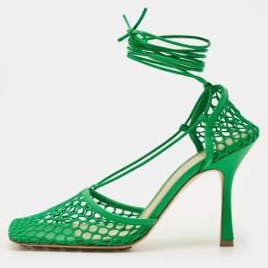 مملوكة مسبقًا Bottega Veneta Stretch Size 40 Green Crochet and Leather Ankle Tie Pumps