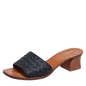 Pre Owned Bottega Veneta Black Intrecciato Leather Slide Sandals Size 37.5