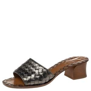 Pre Owned Bottega Veneta Metallic Grey Intrecciato Leather Ravello Slide Sandals Size 38