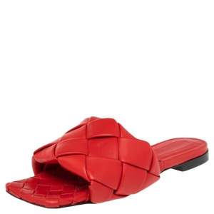 Pre Owned Bottega Veneta Red Intrecciato Leather Flat Slide Sandals Size 37