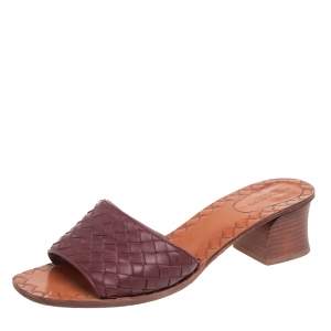 Pre Owned Bottega Veneta Burgundy  Intrecciato Leather Slide Sandals Size 39.5