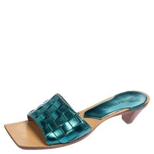 Pre Owned Bottega Veneta Metallic Blue Intrecciato Leather Square Toe Slide Sandals Size 39