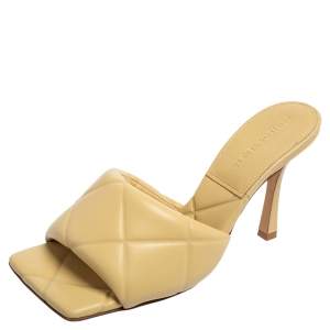 Pre Owned Bottega Veneta Beige Quilted Leather Lido Slide Sandals Size 38