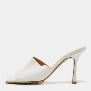 Pre Owned Bottega Veneta White Leather Square Toe Slides Size 38  