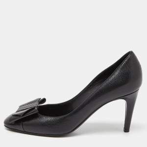 Bottega Veneta Black Leather and Patent Cap Toe Bow Pumps Size 38.5