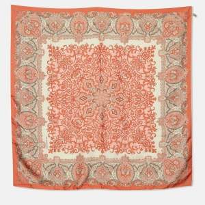 Pre Owned وشاح بربري حرير مطبوع برتقالي مرجاني مربع