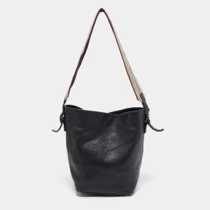 Pre Owned Burberry Black Leather Bucket Bag