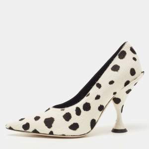 Pre Owned Burberry Black/White Calf Hair Ava Pointed Toe Pumps Size 36