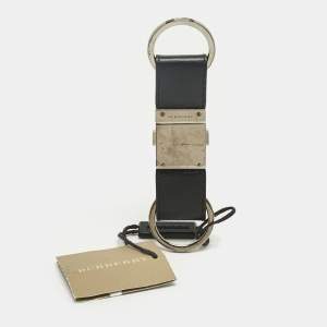 Pre Owned Burberry Black/Silver Tone Leather Check Valet Keychain