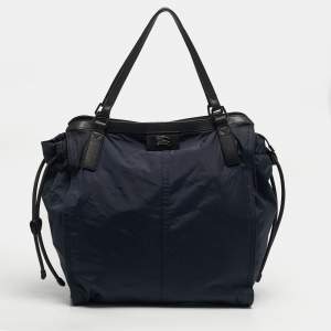 مملوكة مسبقًا Burberry Buckleigh Navy Blue/Black Leather and Nylon Tote