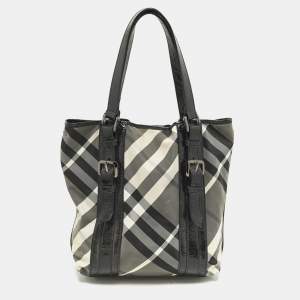 مملوكة مسبقًا Burberry Black/Grey Beat Check Nylon and Patent Leather Tote