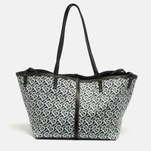 Pre Owned حقيبة شاطئ بربري قماش مغطى بنقشة TB أزرق/أسود