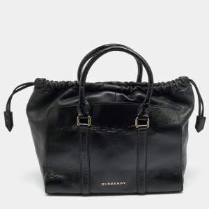 مملوكة مسبقًا Burberry Dinton Medium Black Patent Leather Tote