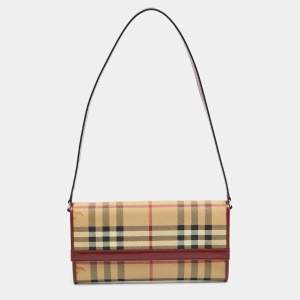 مملوكة مسبقًا Burberry Red/Beige Haymarket Coated Canvas and Leather Clutch Bag
