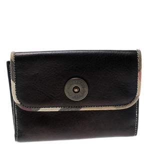 Pre Owned Burberry Metallic Black Leather Bifold Wallet