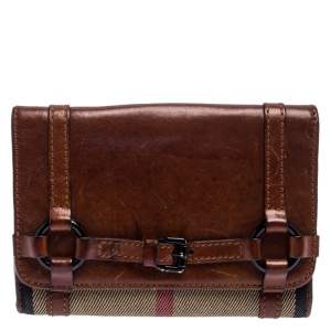 Pre Owned Burberry Brown/Beige House Check Canvas and Leather Buckle Flap Wallet