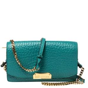 Pre Owned Burberry Turquoise Leather Madison Wallet on Chain