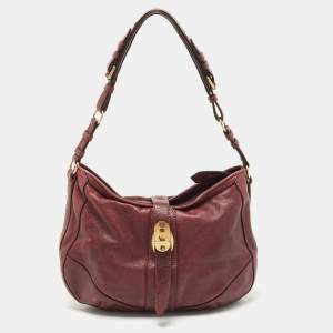 Pre Owned Burberry Burgundy Textured Leather Bartow Hobo