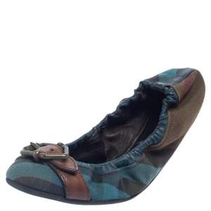 Pre Owned Burberry Blue/Brown Mega Check Canvas and Leather Buckle Scrunch Ballet Flats Size 38