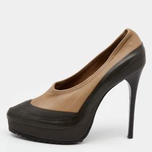 Pre Owned Burberry Beige/Olive Green Leather And Rubber Platform Pumps Size 38.5
