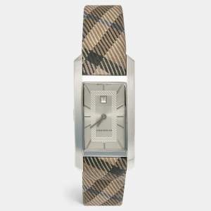 مملوكة مسبقًا Burberry Silver Stainless Steel Canvas Heritage BU1050 Women's Wristwatch 25 mm
