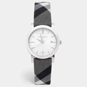 Burberry Silver Stainless Steel Heritage Nova Check BU1378 Women's Wristwatch 38 mm